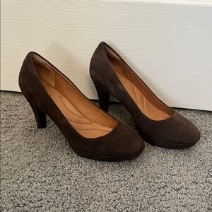 Clark’s Brown Suede Women's Heels